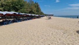 Bellissimo bungalow con piscina all'aperto in comune e a 2 km dalla spiaggia sabbiosa, Thailand, Cha Am, Provincia di Phetchaburi