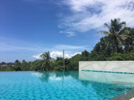 Piscina a sfioro con 1 camera da letto a parte a piedi dalla bellissima spiaggia di Naiyang, Thailand, Provincia di Phuket