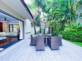 Bellissima villa con piscina da 3 camere da 380 mq a piedi dalla spiaggia di Bangtao e dal Catch clu, Thailand, Provincia di Phuket