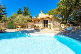 Villa accogliente con vista mozzafiato, vicino alla costa e alla città, Greece, Vlachopoulatika, Passo