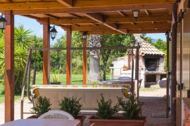 Incantevole casa vacanze 'Casolare di Campagna' con giardino e terrazza, Italia