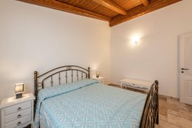 Holiday Home Mattia House with Mountain View, A/C, Garden & Terrace, Italia