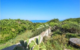 Appartamento in riva al mare con lavatrice, parcheggio e biciclette, Italia, Sa Rocca Tunda, Sardegna