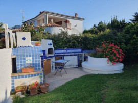 Villa 'in riva al mare' con idromassaggio e Wi-Fi, Italy, La Conia, Arzachena