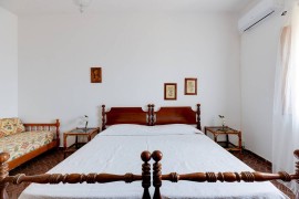 Villa Timbora sulla spiaggia con vista sull'oceano e terrazza, Italia