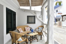 Casa Vacanze Appartamento Holiday vicino alla spiaggia con Wi-Fi e terrazza, Italy