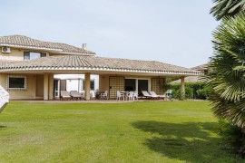 Casa vacanze 'Villa Degli Olivi' con vista mare, giardino, terrazza e Wi-Fi, Italia, Nora, Pula e dintorni