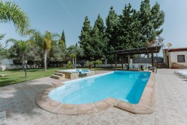 Casa vacanze 'Villa Hollywood Con Piscina' con piscina privata, terrazza privata e Wi-Fi, Italia, Campidano