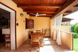 Casa Vacanze 'La Casa Di Margaret' con terrazza privata, giardino privato e aria condizionata, Italia, San Teodoro, Olbia-Tempio