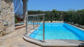 Vacanza a Budoni: 70mq, WiFi, parcheggio, aria condizionata, piscina privata e accesso alla spiaggia, Italy, Porto Ainu, Baia Sant'Anna