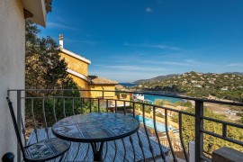 Villa Camelia con Vista Mare, Vista Montagna, Wi-Fi & Terrazze; Parcheggio disponibile, Italia, Torre delle Stelle, Cagliari e Dintorni