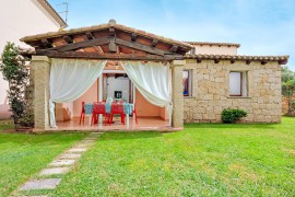 Casa vacanze 'Villa Quattro Cuori' con terrazza privata, giardino privato e aria condizionata, Italia, Nuragheddu, San Teodoro