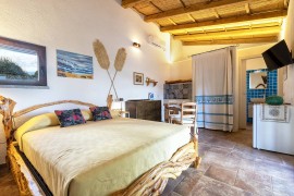 Monolocale 'Stazzo Jana' con vista mare, terrazza privata e aria condizionata