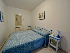 Appartamento per le vacanze 'Villa Mula 3' con vista sul mare, Wi-Fi, terrazza e piscina condivisa, Orosei, Provincia di Nuoro