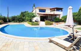 Casa vacanza per 10 persone con piscina, Greece, Corinzia