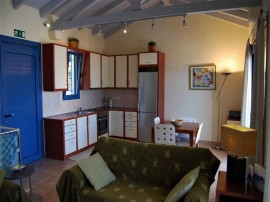 Bohemia Beach House: villa confortevole sulla bellissima costa nord-est!, Greece, Mparmpati, Corfù