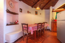 Cottage con terrazza e vista mare; parcheggio disponibile su strada, Italia