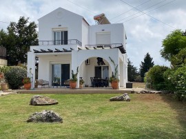 Bella villa vicino a Chania con un bel giardino, Greece, Xirosterni, Vamos