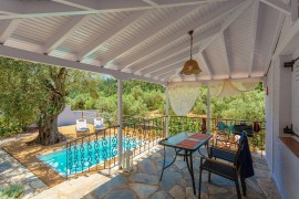 Villa per 2 persone con giardino, Alonneso