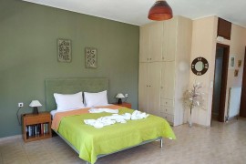 Villa per 2 Persone + 1 Bambino ca. 45 qm in Petra, Lesbos, Greece, Petra, Lesbo