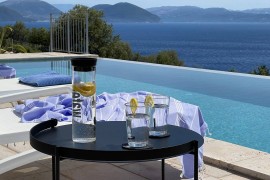 Villa Pinea - Newly built modern villa few minutes from the beach -, Greece, Marantochori, Grecia