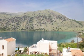 Posto da sogno di Bental con vista sul lago e sul mare, Greece, Chania regione