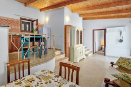 Casa vacanze 'Elia's House' con terrazza privata, Wi-Fi e aria condizionata, Italy, Porto Istana, Gallura