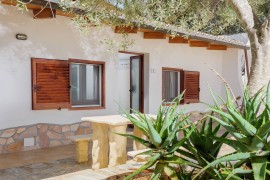Casa vacanze 'Elia's House' con terrazza privata, Wi-Fi e aria condizionata, Italy, Porto Istana, Gallura