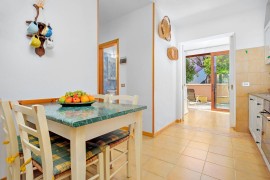 Casa vacanze 'Villetta Bougainvillea' con terrazza e aria condizionata, Italy, San Teodoro, Olbia-Tempio