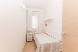 Appartamento 'Golfo Aranci - Gli Orizzonti 26' con vista mare, terrazza privata e aria condizionata, Italia, Baia Caddinas, Golfo Aranci