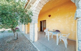 Appartamento sulla spiaggia con piscina e parcheggio, Italy, Badesi, Olbia-Tempio