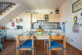 Casa vacanze 'Villetta Gelsomino' con vista mare, giardino e terrazza, Italy, Calasetta, Sant'Antioco