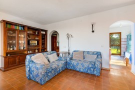 Casa vacanze 'Villa Due Archi' con vista mare, terrazza privata e giardino privato, Italy, S'Archittu, Sardegna