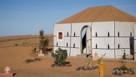 Dormire in tenda di lusso nel Deserto, Morocco, Taouz, Meknès-Tafilalet region