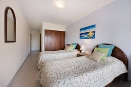 Appartamento 'Mar-Colina-Sol' con vista mare, accesso alla spiaggia, terrazza e Wi-Fi, Portugal, Carvoeiro, Lagoa