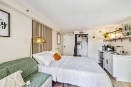 Bright Cozy Condo Unit with Balcony, Waikiki Beach, Honolulu