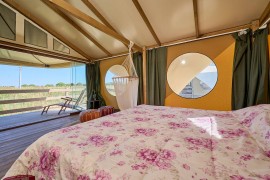 Appartamento monolocale 'Suite Glamping Vicino Al Mare' con terrazza privata e Wi-Fi, Piombino, Costa degli Etruschi