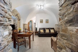 Appartamento 'Ca Dei Nonni' con terrazza privata e Wi-Fi, Diano San Pietro, Riviera di Ponente