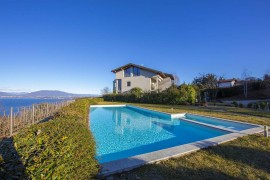 Suite on The Lake, Comune di Meina, Lago Maggiore (Piemonte)