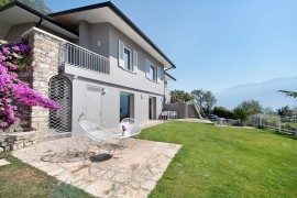 Appartamento Pet-Friendly Villa Gargnano con vista lago e giardino, Gargnano, Prealpi Gardesane