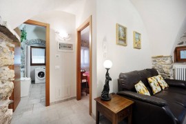 Appartamento 'Ca Dei Nonni' con terrazza privata e Wi-Fi, Diano San Pietro, Riviera di Ponente
