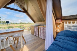 Glamping 'Tenda Safari Vicino Al Mare' con giardino condiviso, Wi-Fi e aria condizionata, Piombino, Costa degli Etruschi