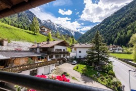 Appartamento 'Martellerhof - Omis Pennhaus Small' con vista mare, terrazza in comune e Wi-Fi, Ganda di Martello, Martello