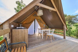 Glamping 'Tenda Safari Vicino Al Mare' con giardino condiviso, Wi-Fi e aria condizionata, Piombino, Costa degli Etruschi