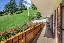 Appartamento 'Bachwiesl Hof Ocker' con vista sulle montagne, terrazza in comune e Wi-Fi