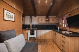 Cottage 'Lechnerhütte Fane Alm' con vista montagne, Wi-Fi e terrazza, Valles, Rio di Pusteria