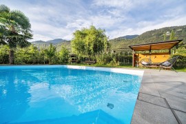 Appartamento 'Erlengut Meran' con vista sulle montagne, piscina in comune e Wi-Fi, Lana di Sotto, Lana