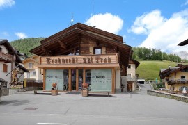 Appartamento 'Baita dei ski app 5' con vista sulle montagne e Wi-Fi, Livigno (Borgo), Livigno