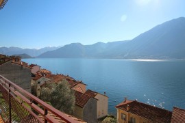 Appartamento con balcone e a 2 km dalla spiaggia!, Colonno, Lago di Como