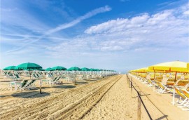 Appartamento di charme con terrazza vicino a Greppolungo, Camaiore (Toscana), Riviera Toscana